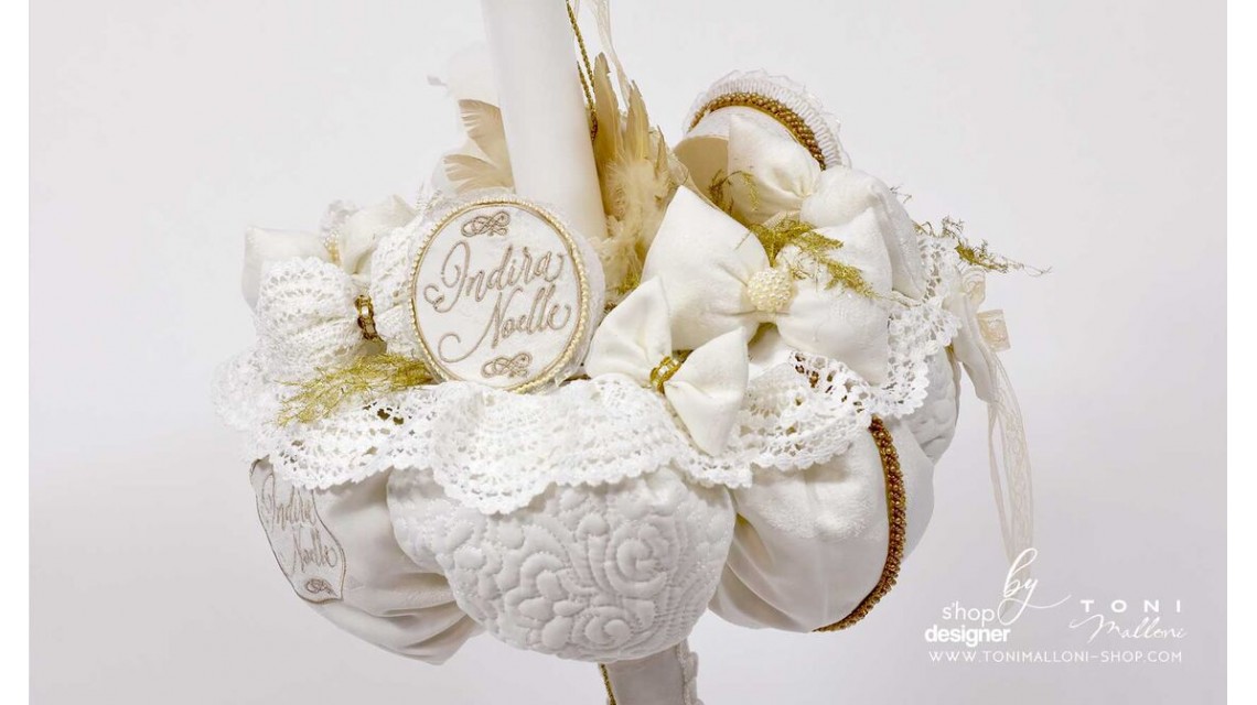 Lumanare botez cu lebede brodate si dantela alba Gold Swan 9
